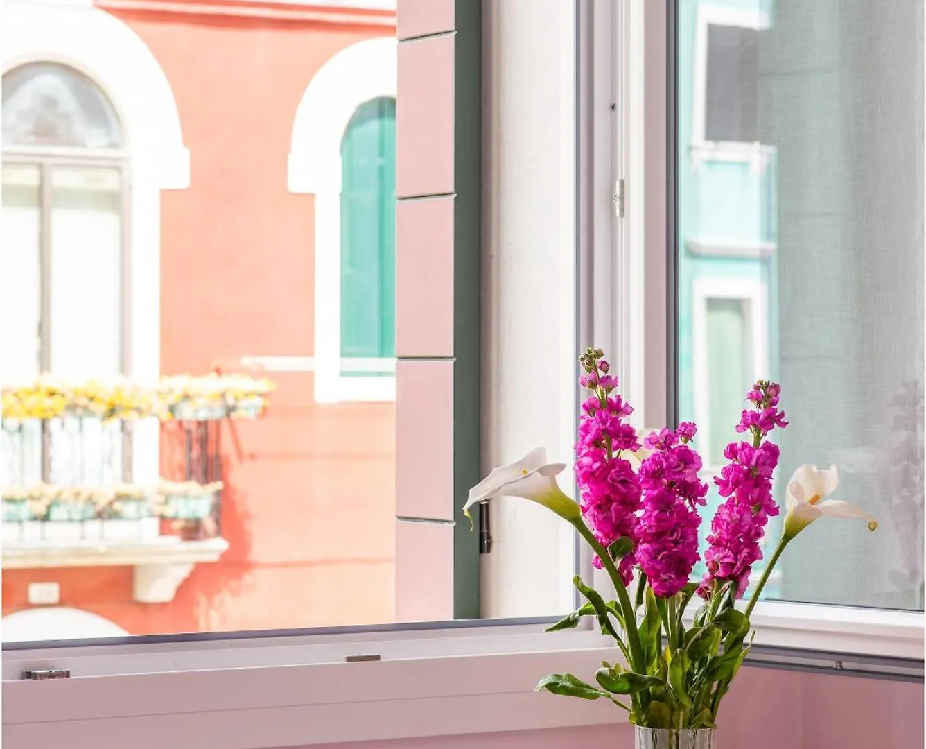 Tiffany Home Burano 0*,  Italy